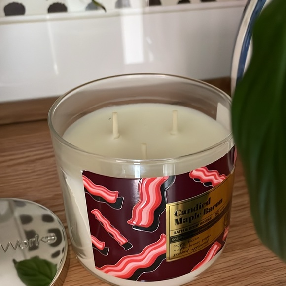 [ Bath & Body Works CANDIED MAPLE BACON 🥓 3 Wick Candle ] 14.5oz - Picture 5 of 5
